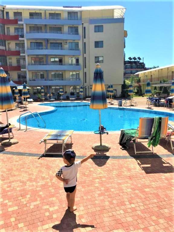 Apartment In Central Plaza Sunny Beach Eksteriør billede