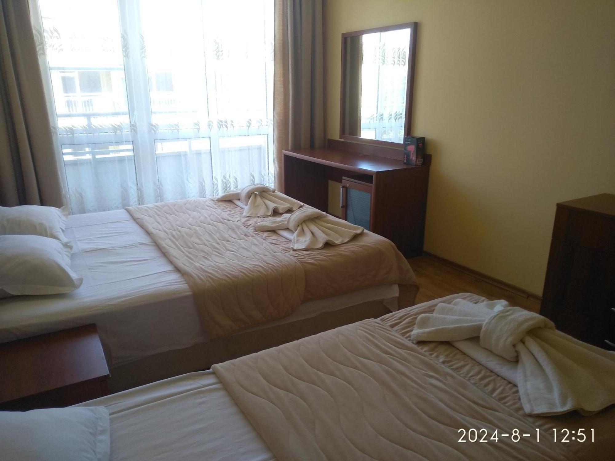 Apartment In Central Plaza Sunny Beach Eksteriør billede