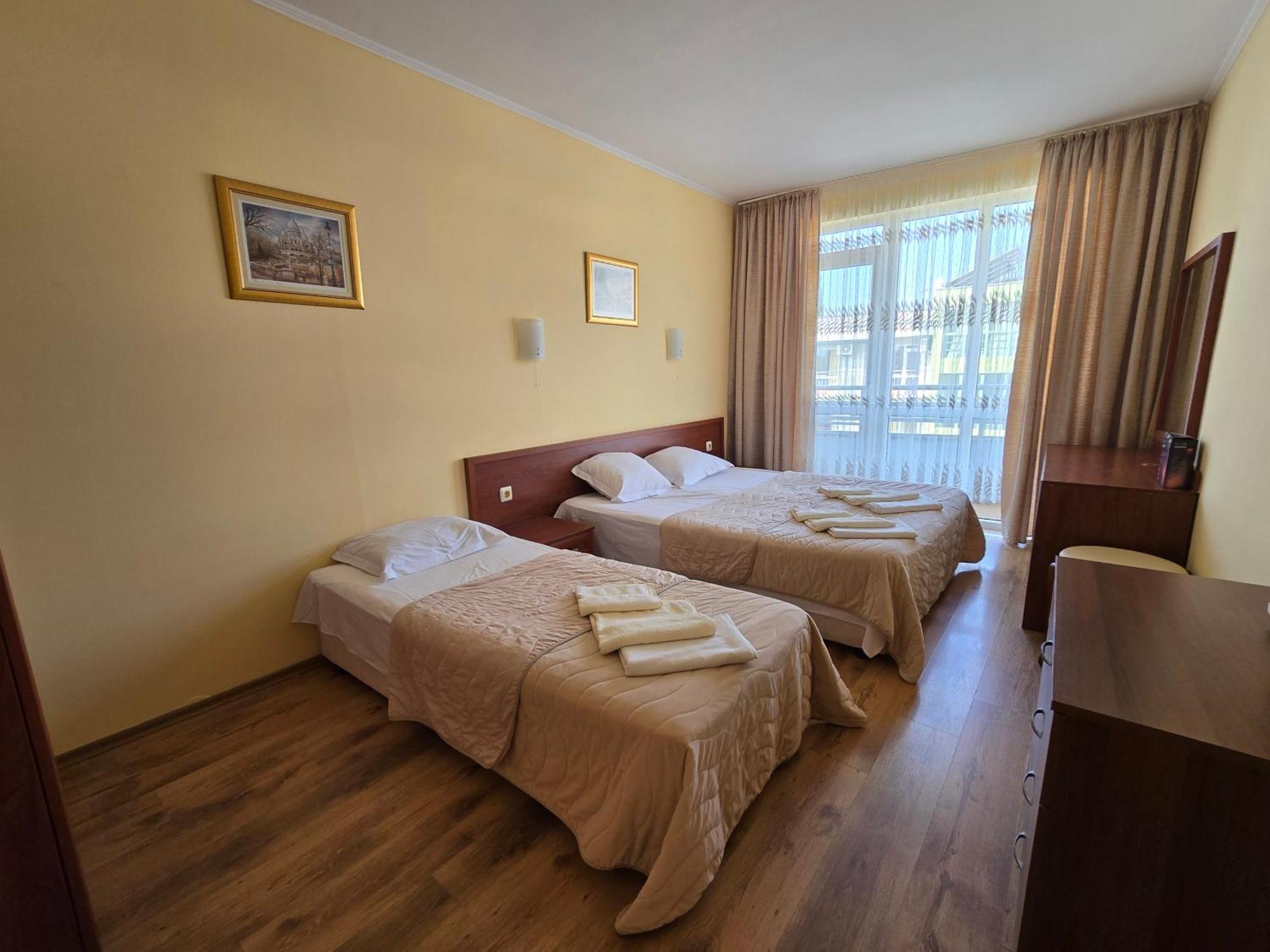 Apartment In Central Plaza Sunny Beach Eksteriør billede