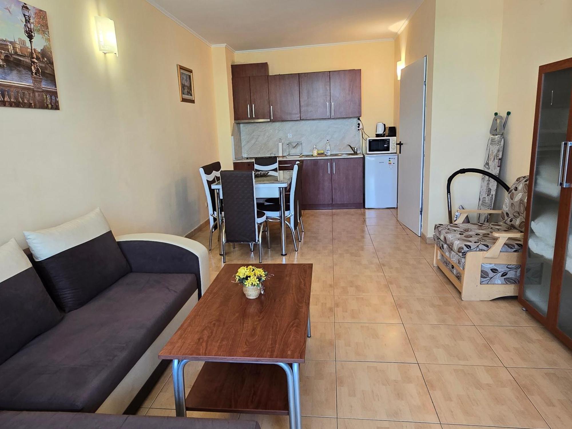 Apartment In Central Plaza Sunny Beach Eksteriør billede